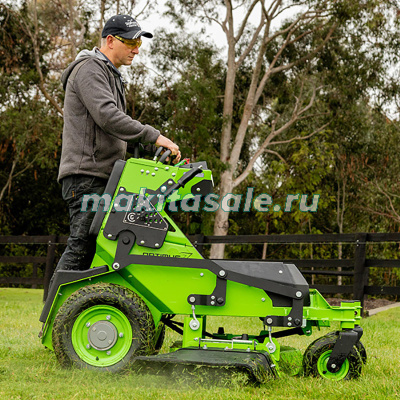 Райдер садовый аккумуляторный с нулевым радиусом разворота Greenworks ZTCS92, 82V, 92 см, с АКБ 8 кВтч