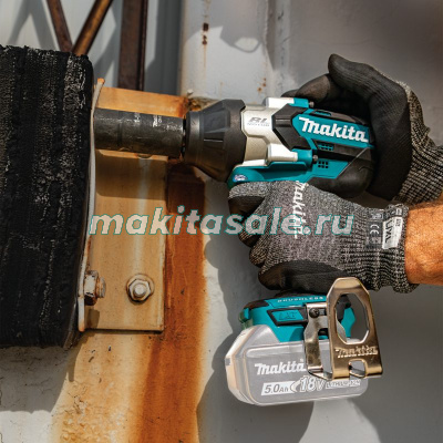 Аккумуляторный ударный гайковерт Makita DTW1004Z