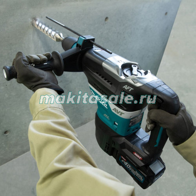 Аккумуляторный перфоратор Makita XGT HR005GZ01