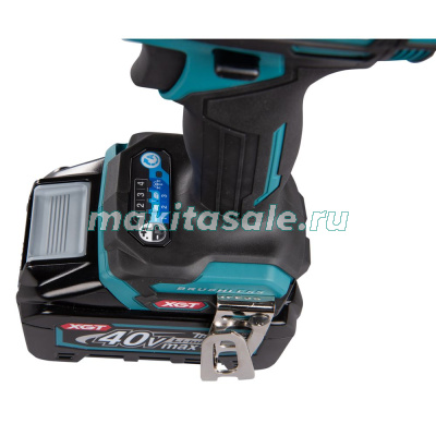 Аккумуляторный ударный шуруповерт XGT Makita TD002GD201