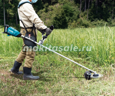 Аккумуляторный триммер XGT Makita UR016GZ