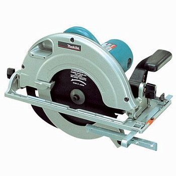 Дисковая пила Makita 5903R