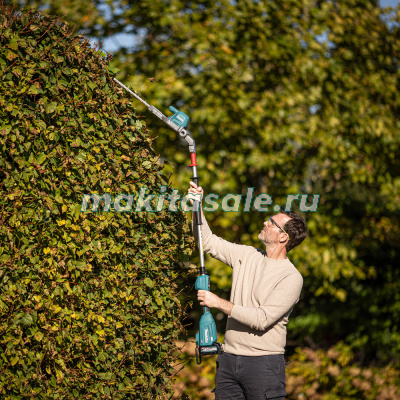 Аккумуляторный телескопический кусторез XGT Makita UN001GZ