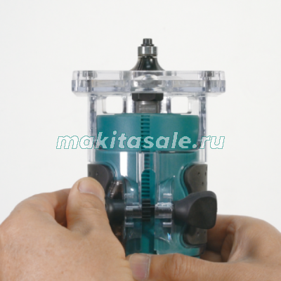 Аккумуляторный кромочный фрезер Makita DRT52z
