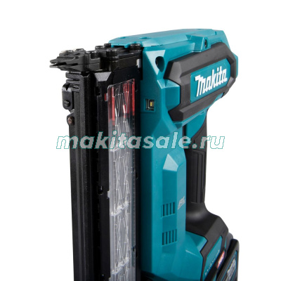 Аккумуляторный гвоздезабиватель XGT Makita FN001GZ