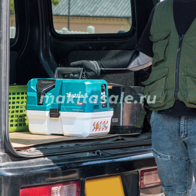 Аккумуляторный портативный пылесос XGT Makita VC013GLZ