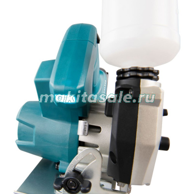 Аккумуляторная алмазная пила Makita DCC501ZX1