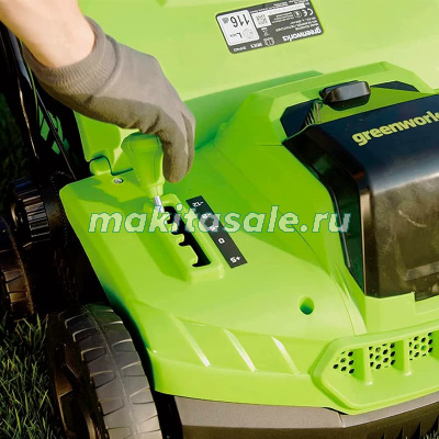 Аэратор-скарификатор аккумуляторный Greenworks GD40SC36 c АКБ 4АЧ и ЗУ