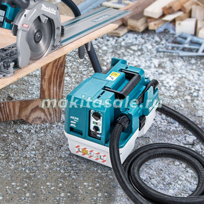 Аккумуляторный портативный пылесос XGT Makita VC013GLZ