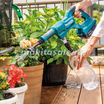 Аккумуляторная мойка Makita DHW180Z