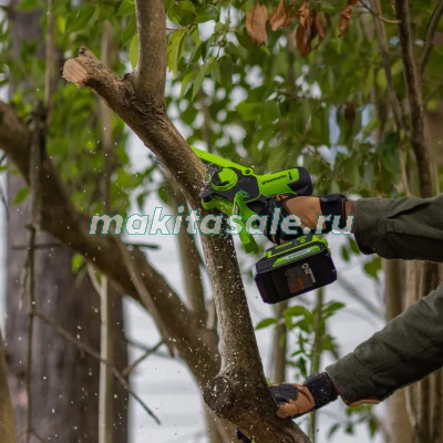 Цепная мини пила аккумуляторная Greenworks GD24CS15, 24V, без АКБ и ЗУ