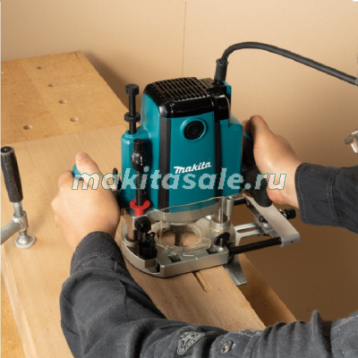Фрезер погружной Makita RP1803X02