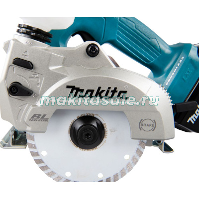 Аккумуляторная алмазная пила Makita DCC501ZX1