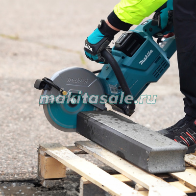 Аккумуляторный резчик бетона XGT Makita CE003GZ02