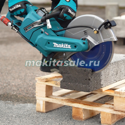Аккумуляторный резчик бетона XGT Makita CE004GZ