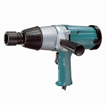 Ударный гайковерт Makita 6906