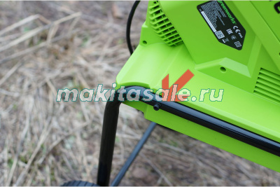 Измельчитель с ящиком Greenworks GACSB 2500W