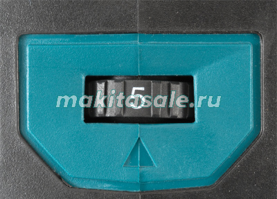 Аккумуляторная угловая шлифмашина XGT Makita GA044GZ01
