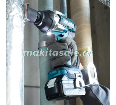 Аккумуляторный ударный гайковерт Makita DTW700RT1J