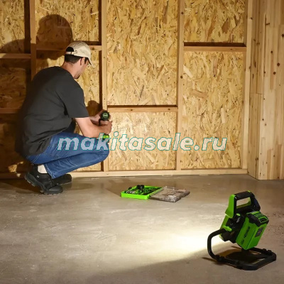 LED-прожектор Greenworks G40WLH с гибридным питанием, 40V / 220V, 1000/2000 лм, без АКБ и ЗУ