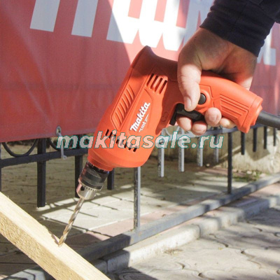  Дрель Makita M0600